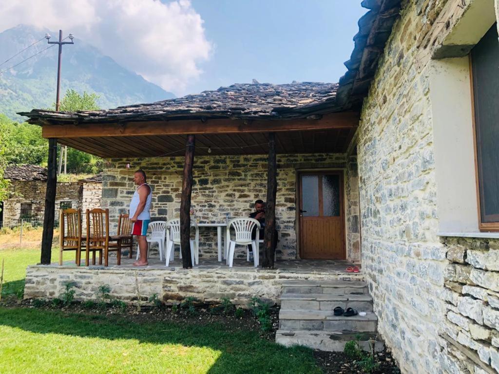 Guest House Qafe Dardha - Tomorr National Park Qafe Dardhe Exterior photo