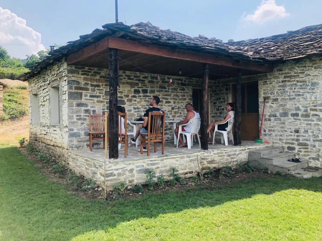 Guest House Qafe Dardha - Tomorr National Park Qafe Dardhe Exterior photo