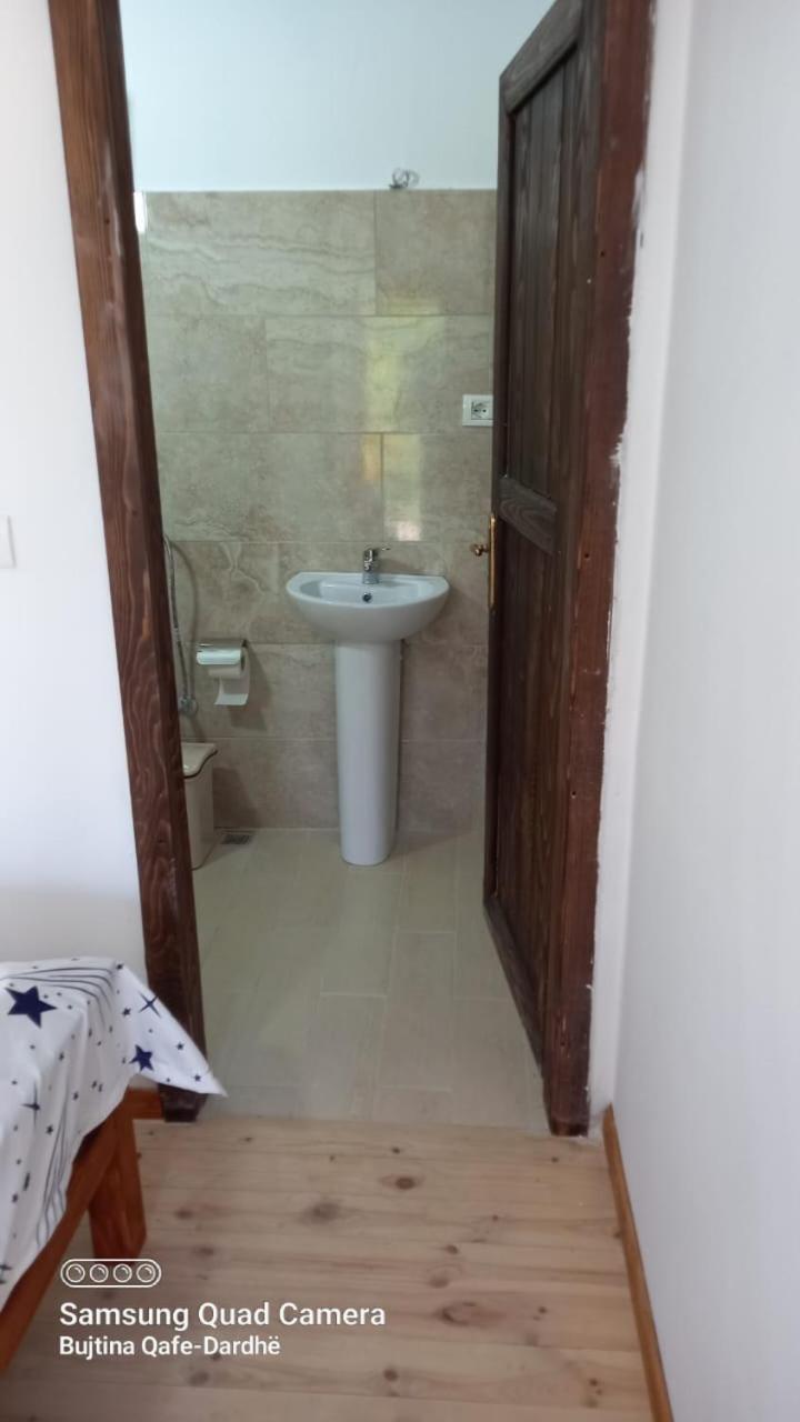 Guest House Qafe Dardha - Tomorr National Park Qafe Dardhe Exterior photo